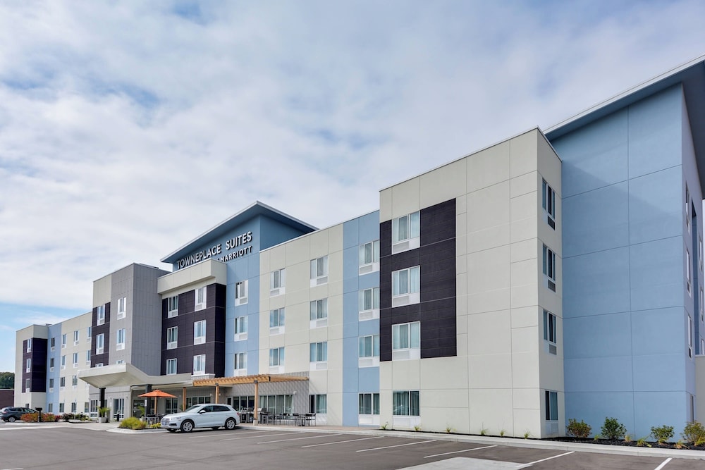 TownePlace Suites by Marriott Detroit Allen Park - featured photo