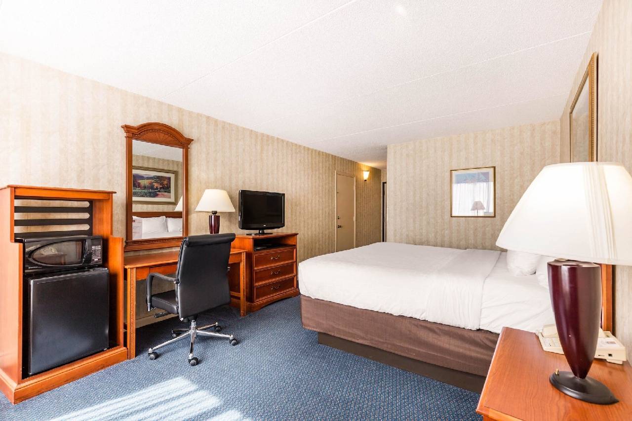 Travelodge by Wyndham Williamsburg I 64 - photo 4
