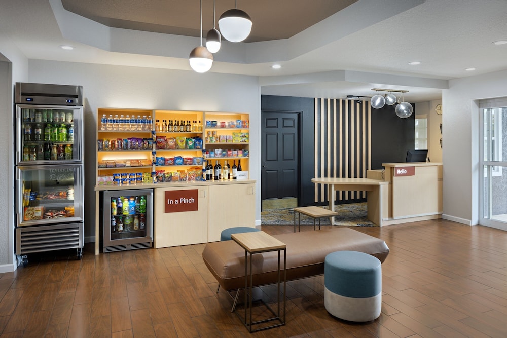 TownePlace Suites by Marriott Orlando East UCF Area - photo 2