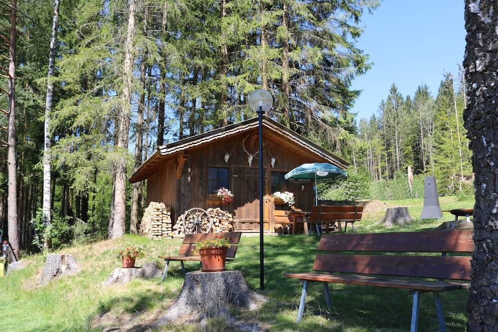BBQ/picnic area