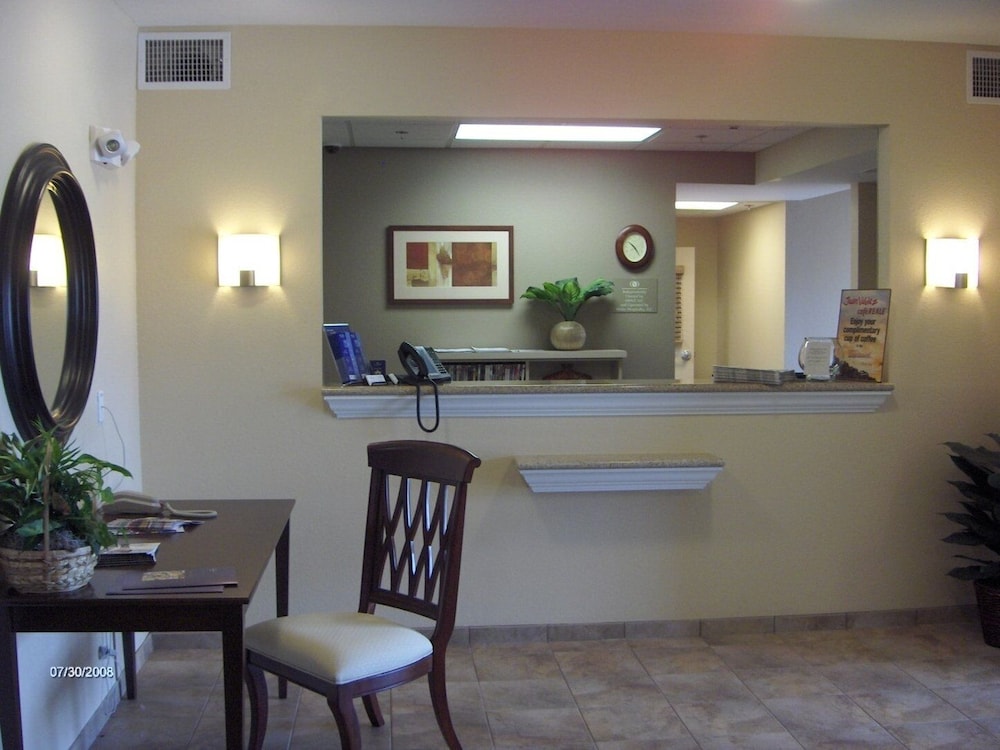 Candlewood Suites Paducah an IHG Hotel - photo 3