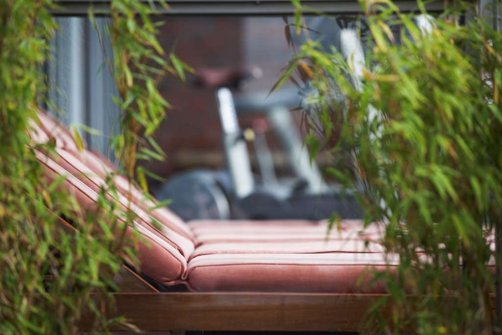 Steigenberger Hotel Hamburg - Spa Fitness Terrace Close-Up