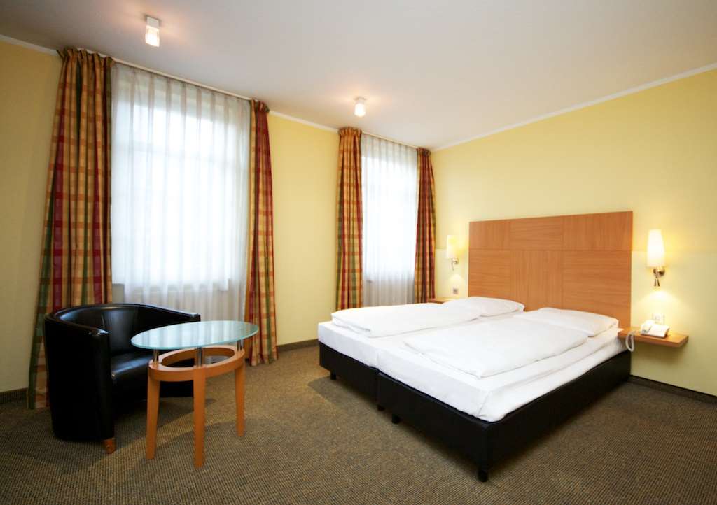 Guest Room Dependance