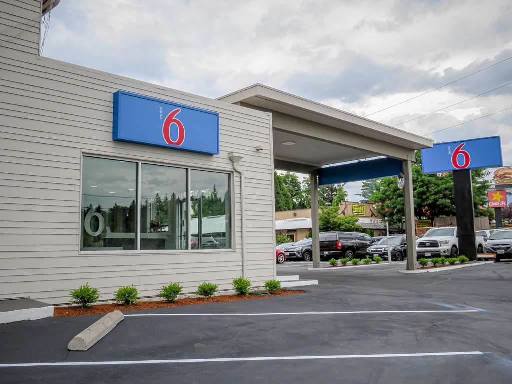 Motel 6 Tigard OR Portland Southwest - photo 2