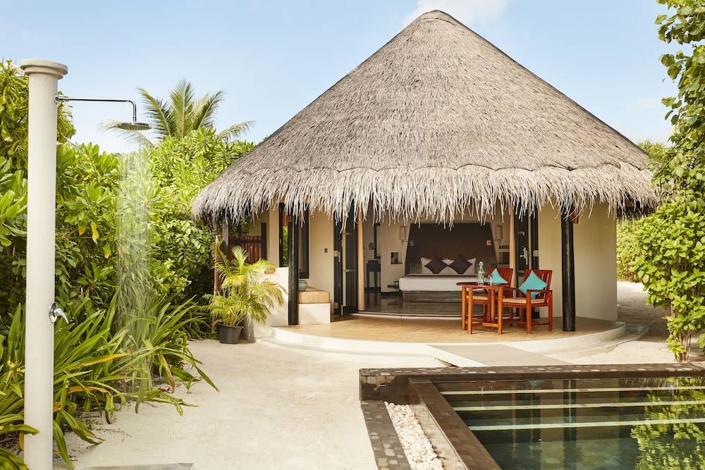 Private pool