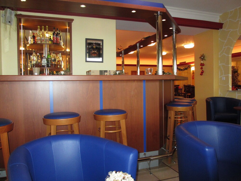 Hotel Lounge