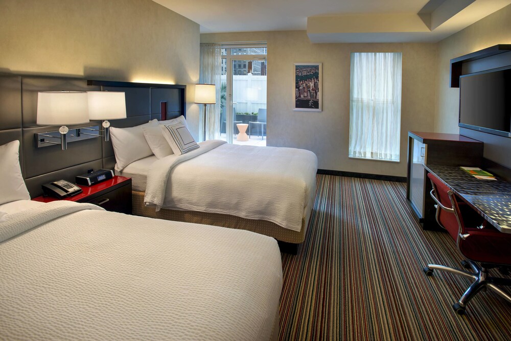 Courtyard by Marriott New York Manhattan Herald Square - photo 4