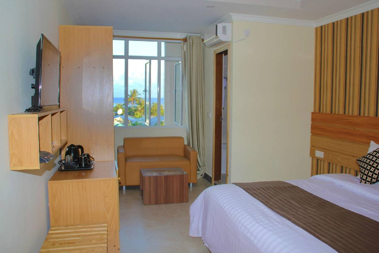 Guest room