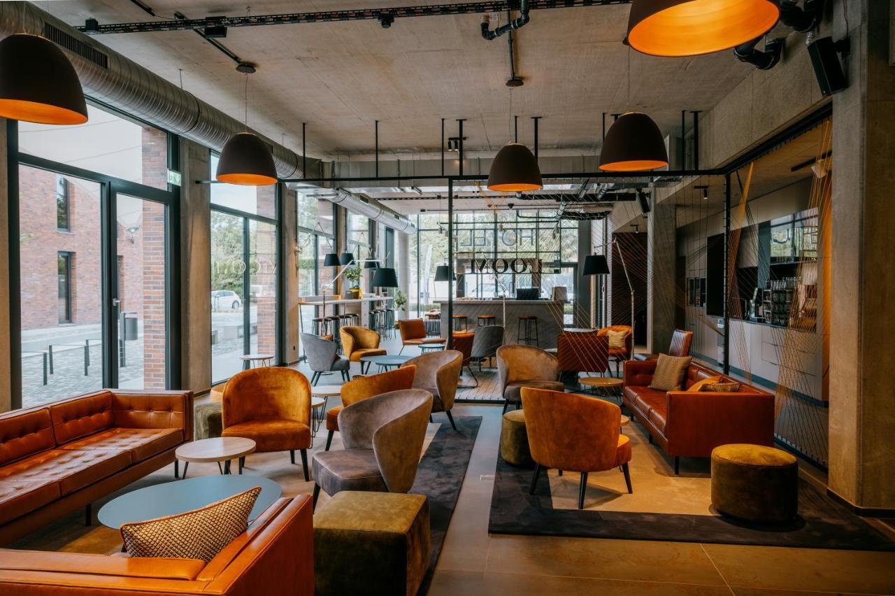 Loom Hotel & Skybar