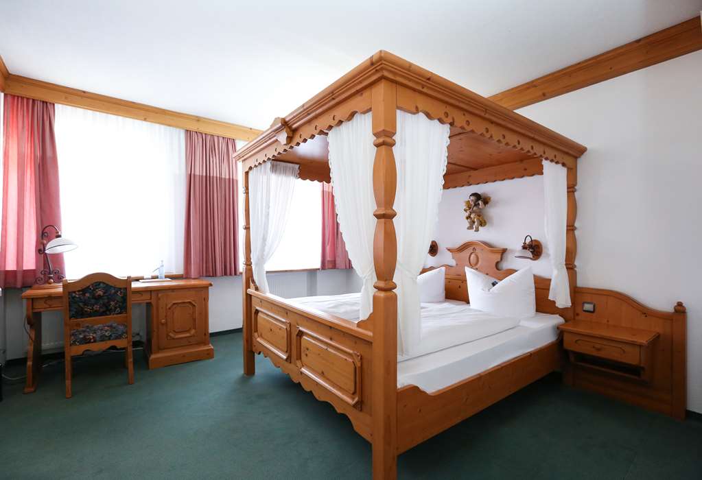 Arthotel ANA Goggl Juniorsuite Schlafbereich