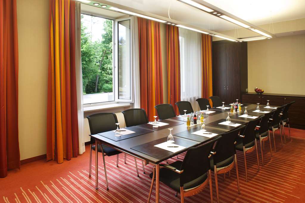 Steigenberger Hotel Der Sonnenhof, Bad Woerishofen, Germany - Meeting Area