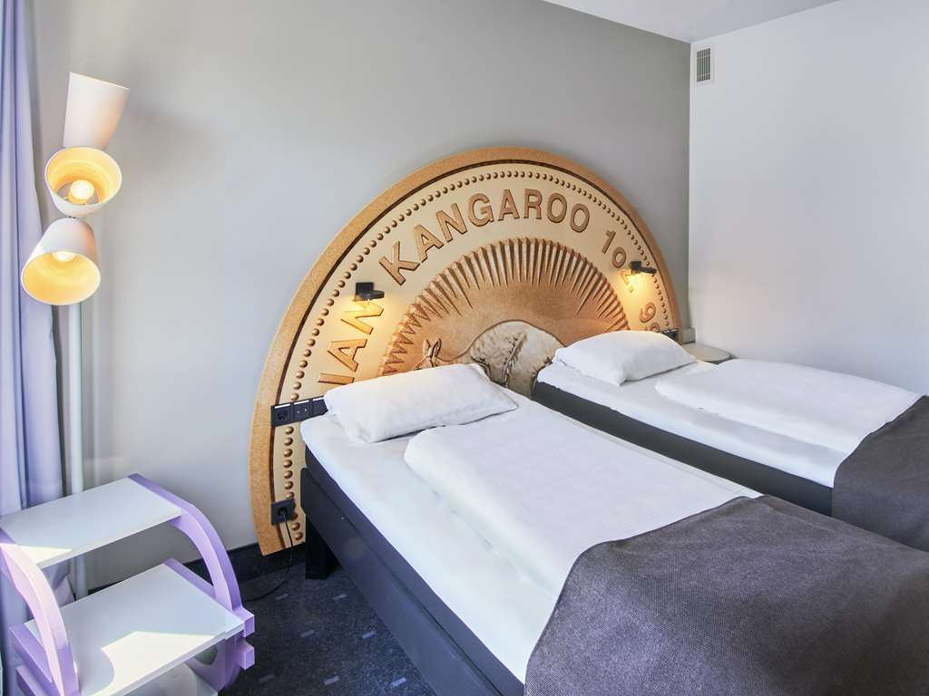 Guest room