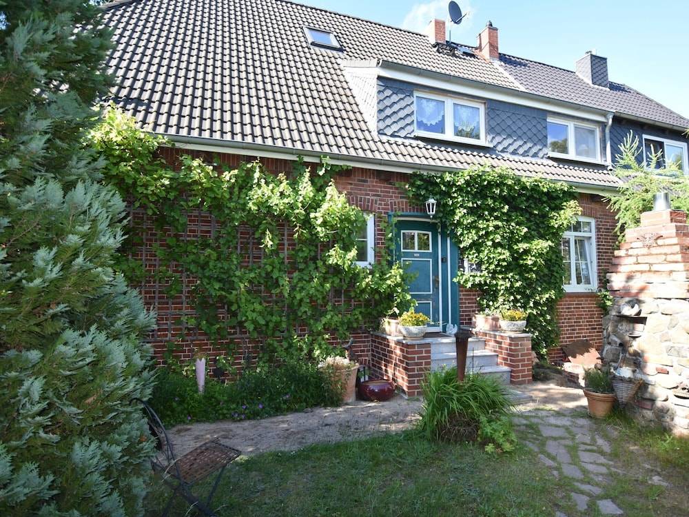 Luxurious Apartment in Ostseebad Boltenhagen With Garden Boltenhagen