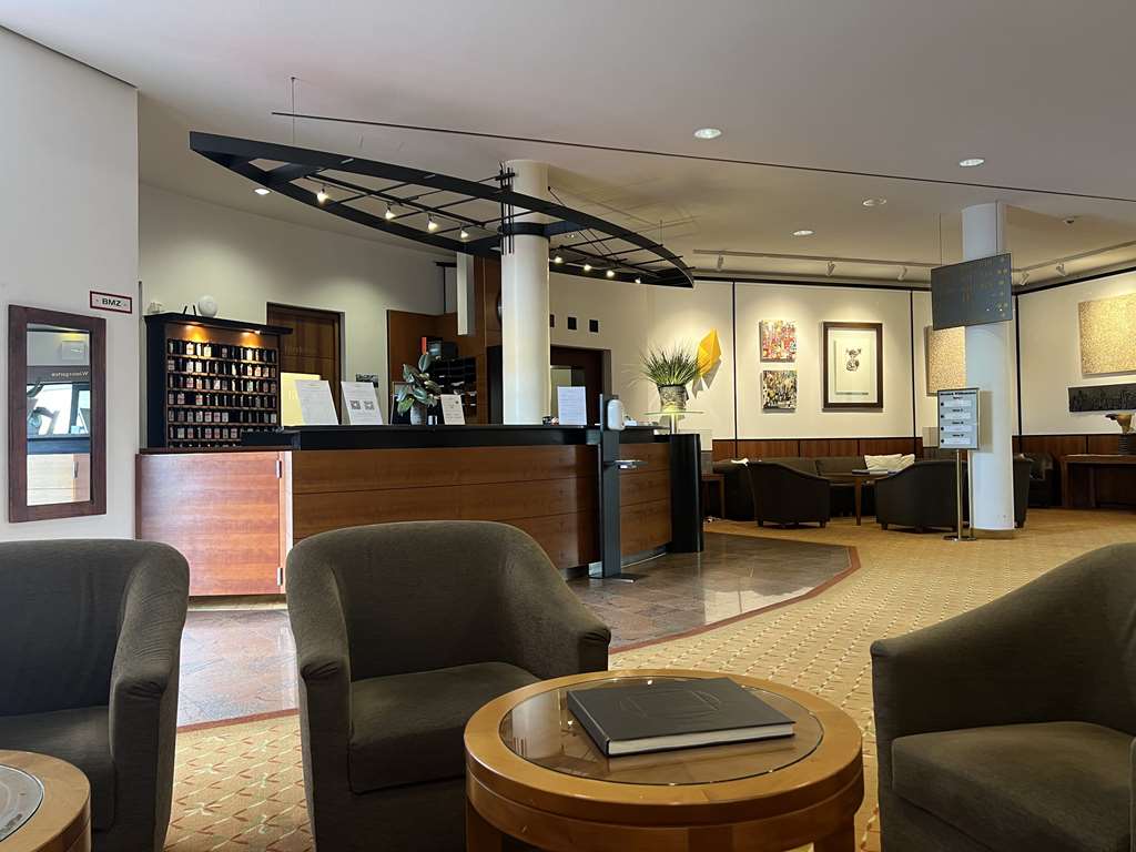 The reception of the Hansa Apart-Hotel.