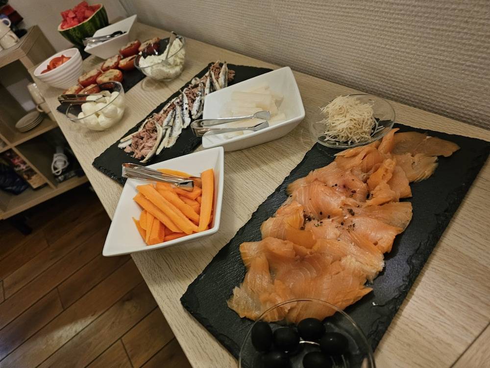 Breakfast buffet