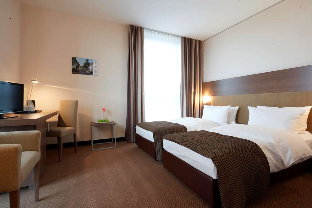 IntercityHotel Mannheim, Germany - Business Plus Room
