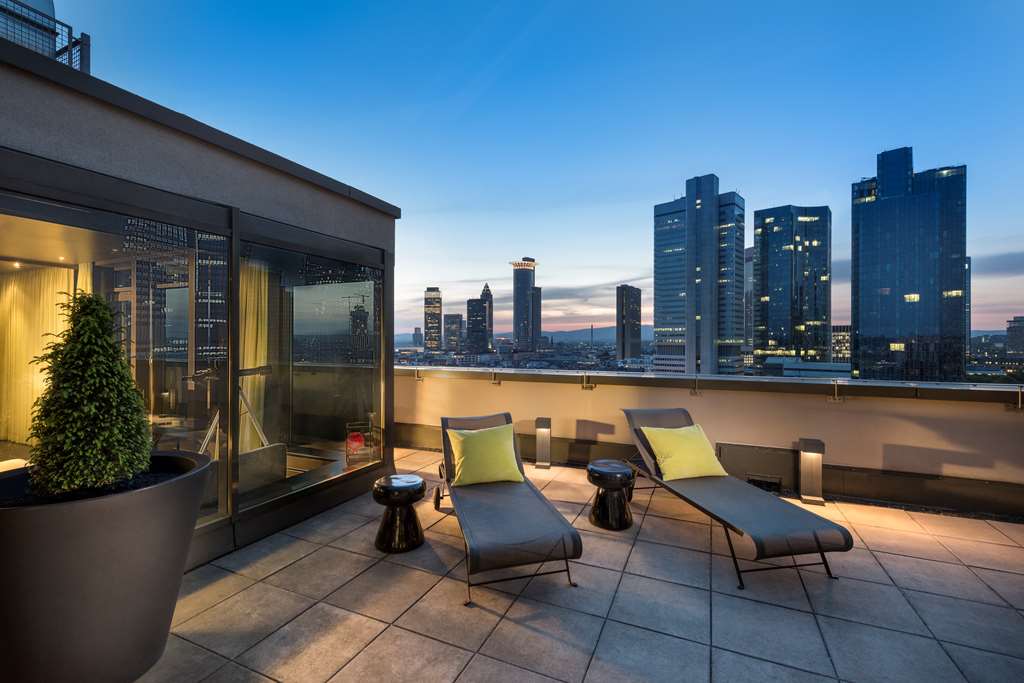 adina apartment hotel frankfurt neue oper penthouse studio terrace