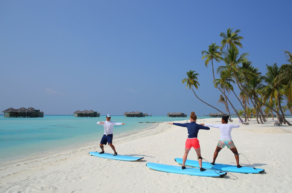 Surfing/boogie boarding