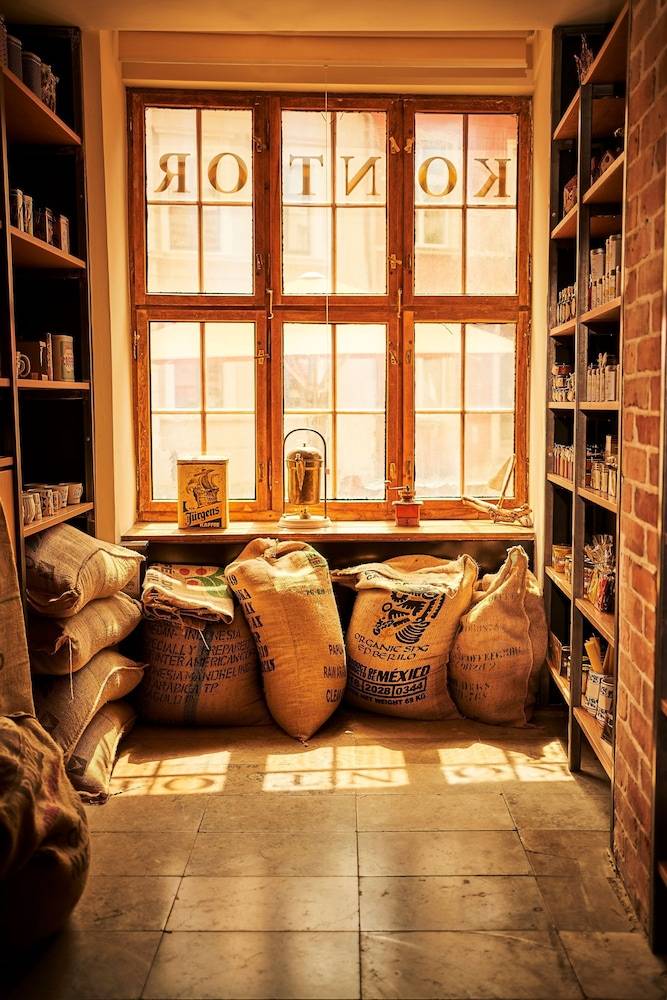 Cafe