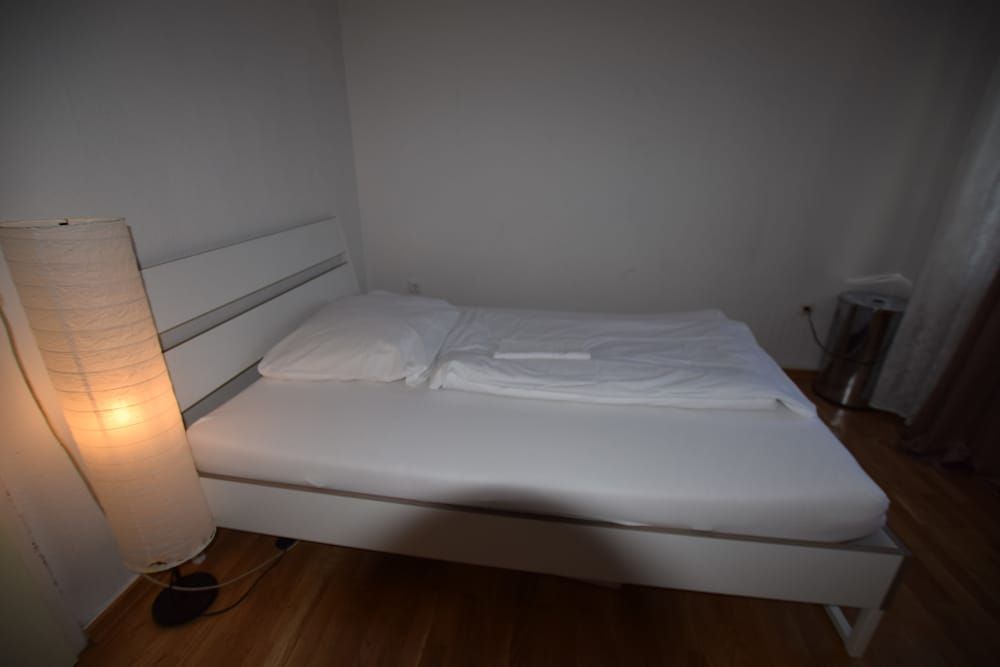 Tolstov Hotels Ackerstraße Apartment