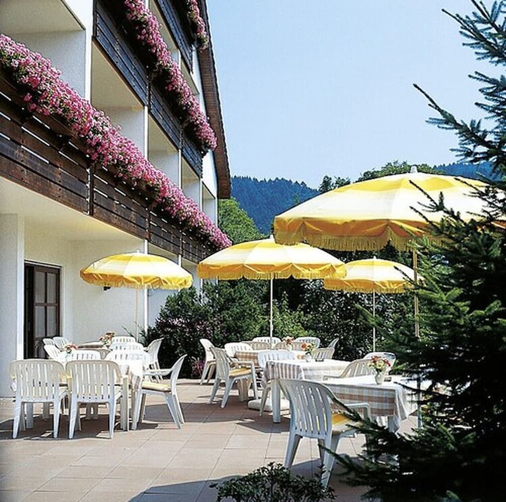 Sundeck