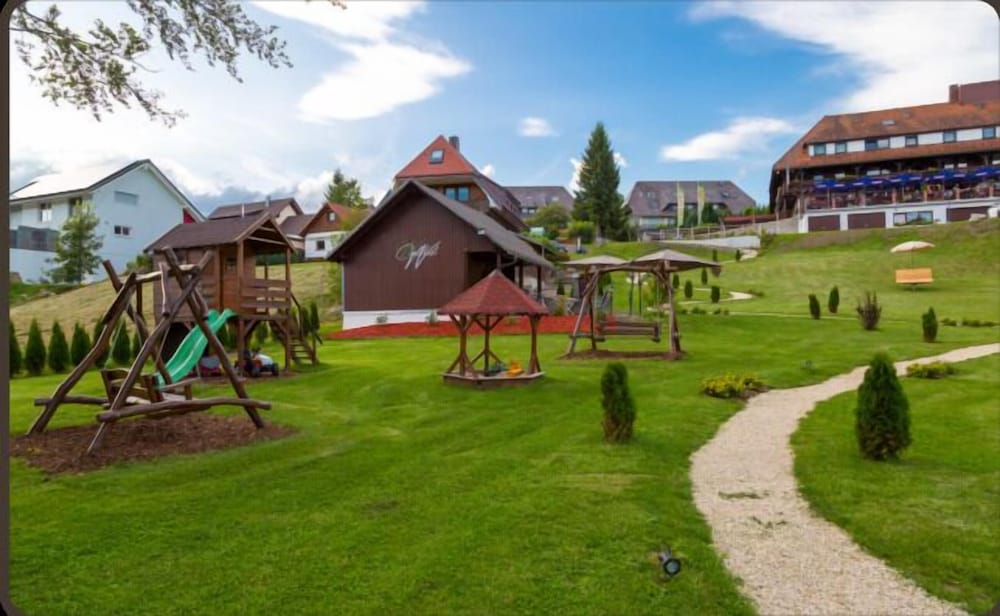 Children's play area - outdoor