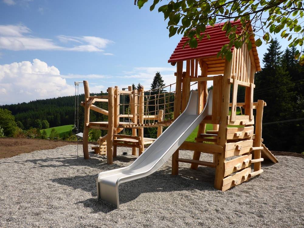 Children's play area - outdoor