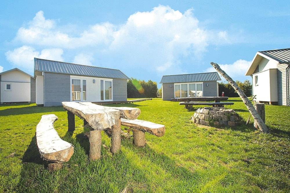 Camp David Sport Resort By All On Sea