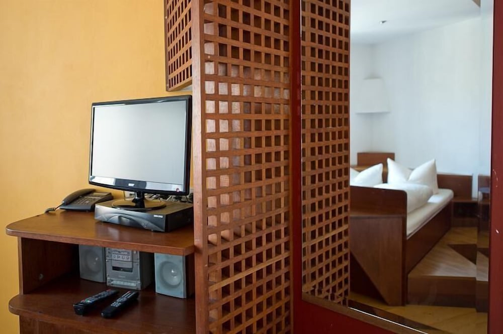 In-room business center