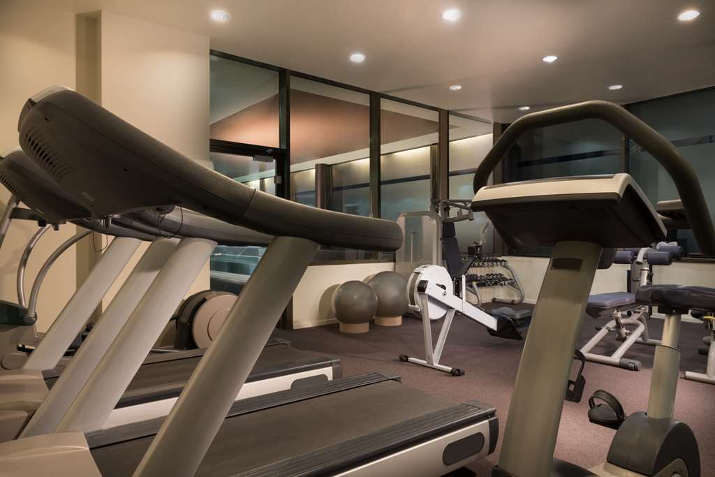 adina apartment hotel frankfurt neue oper gym