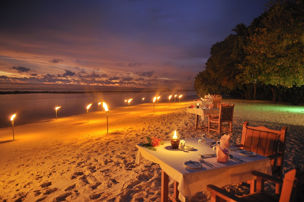 Couples dining