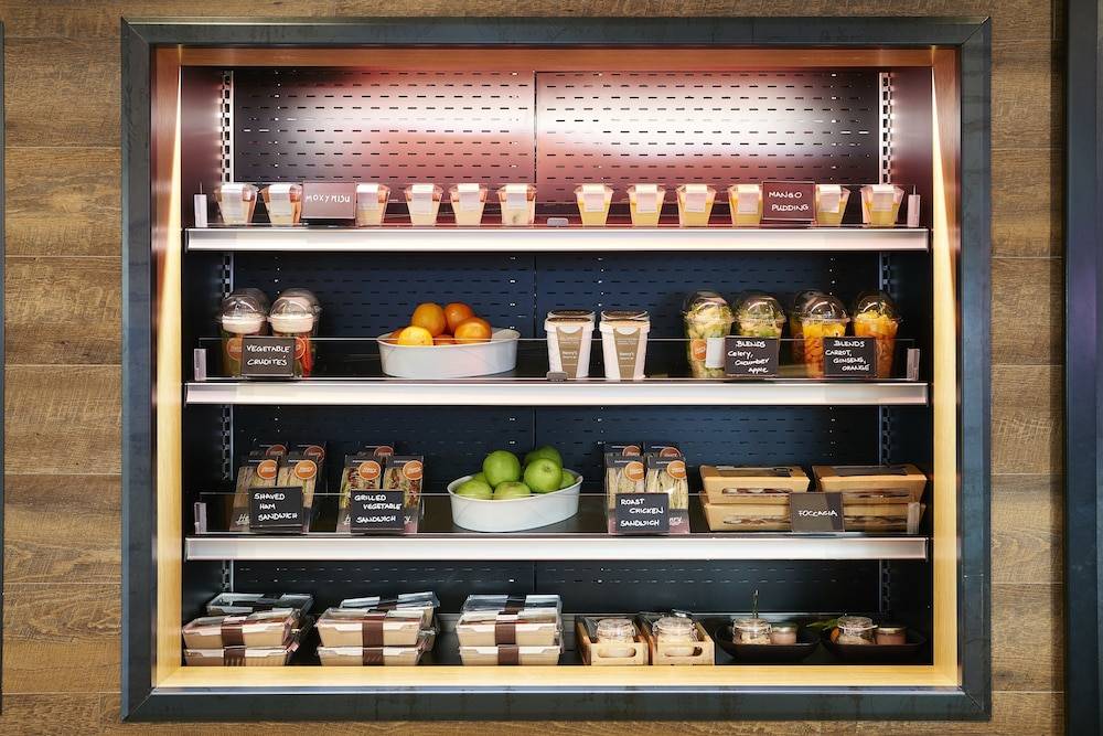 Snack bar