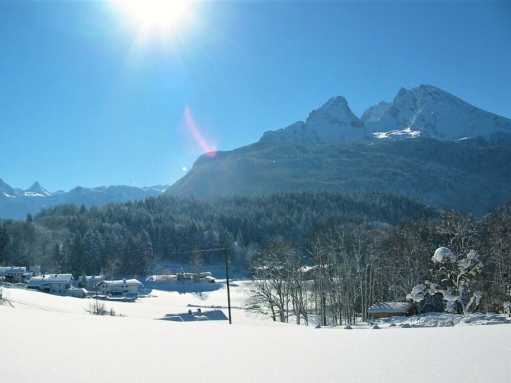 Snow and ski sports