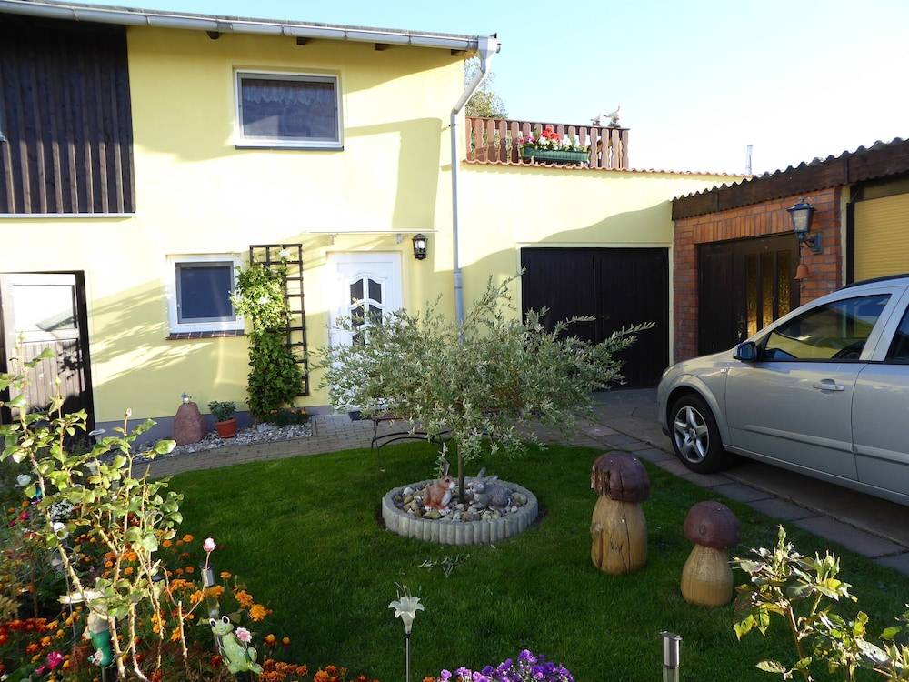 Gemuetliche Ferienunterkuenfte Mit Garten in Zweedorf