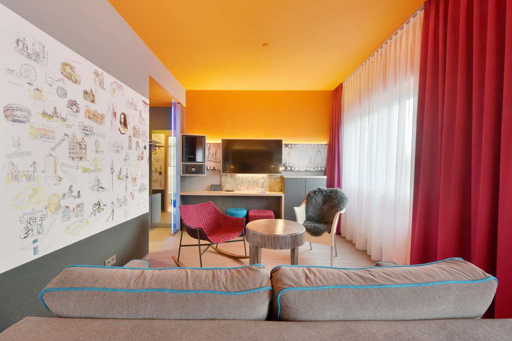 Guest room