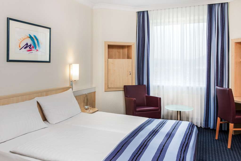 IntercityHotel Freiburg, Germany - Standard Room