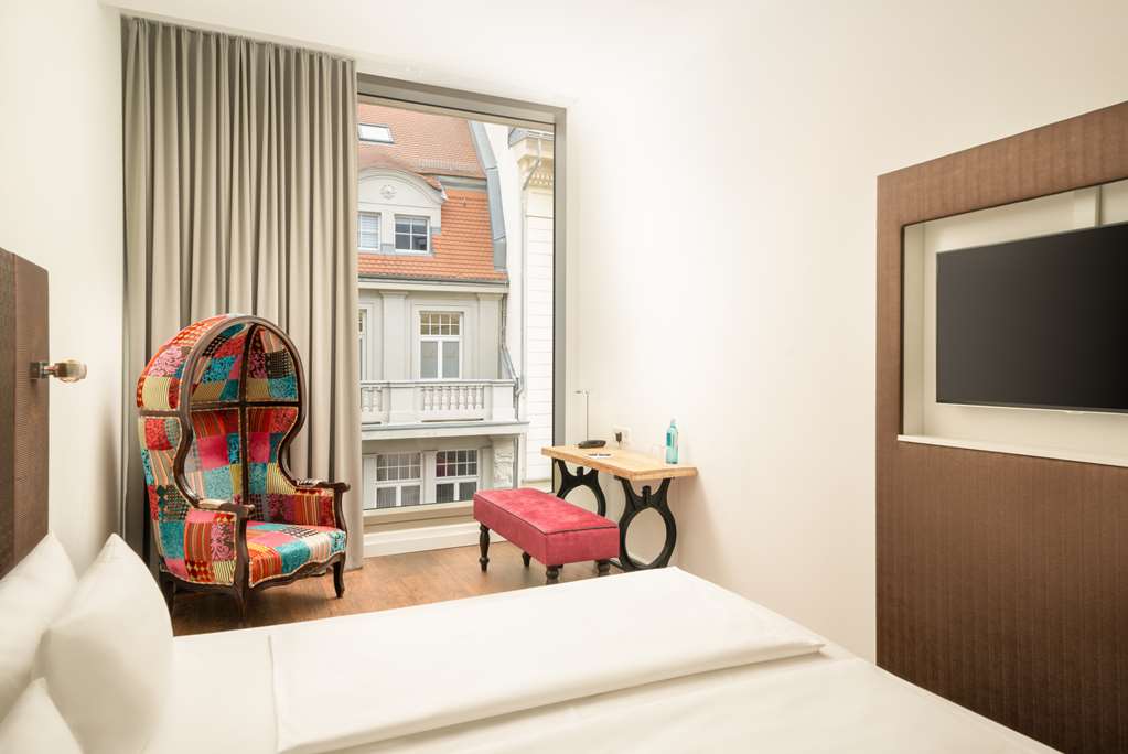 arthotel ana symphonie leipzig standard doppelzimmer doppelbett