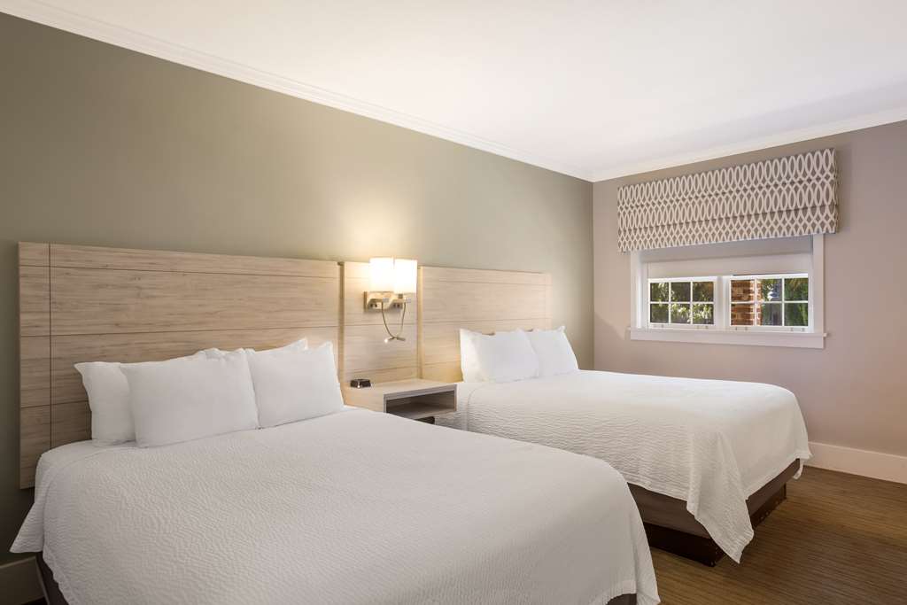 Best Western Sea Island Inn - photo 3