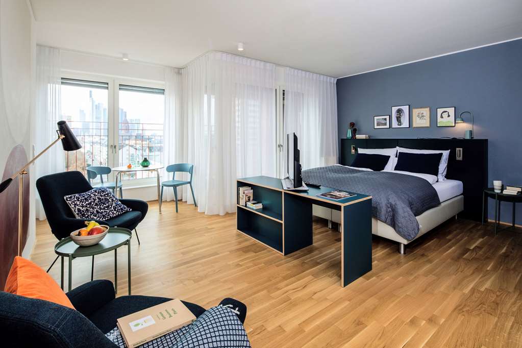 Executive Business Double Studio