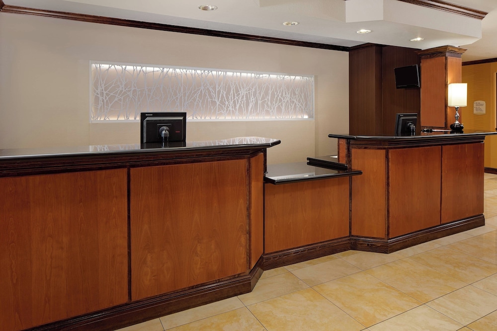 Fairfield Inn & Suites by Marriott Dallas Mansfield - photo 3