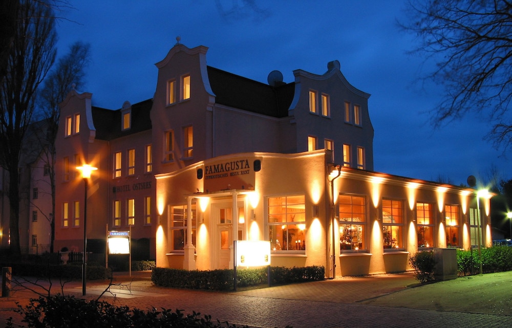Front of property - evening/night