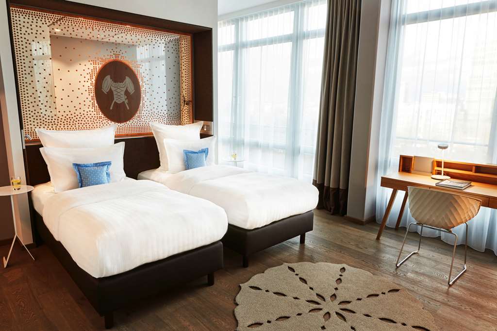Steigenberger Hotel Muenchen/Munich, Germany - Superior Plus room