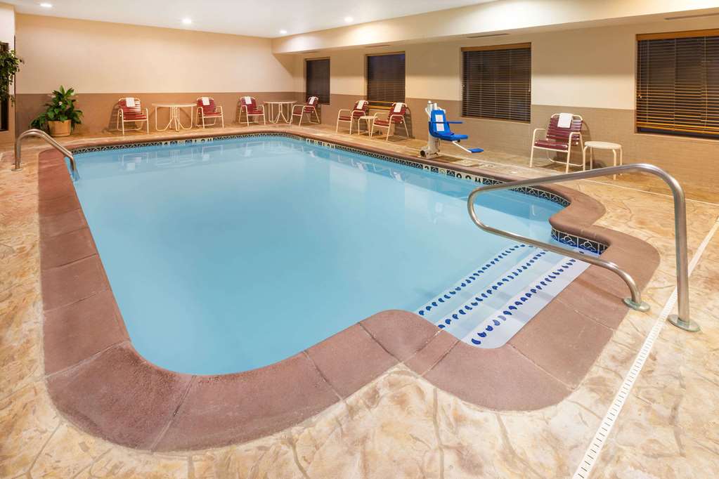 Baymont by Wyndham Chelsea - photo 4
