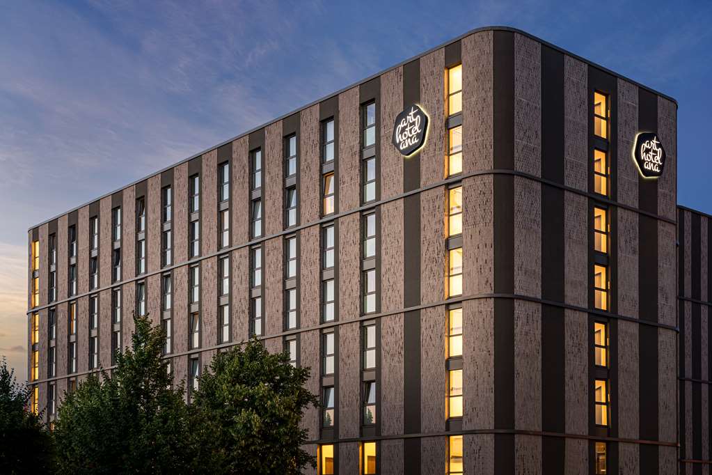 RostockANAAmber Exterior