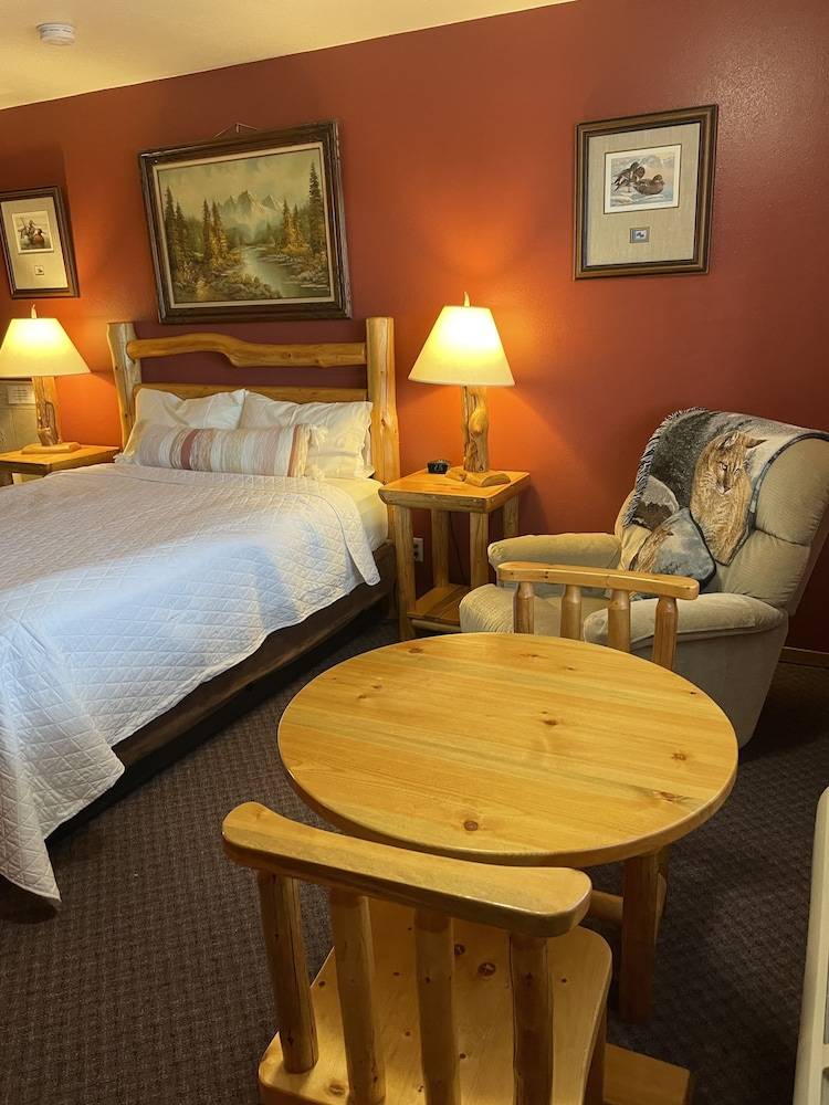 Hagerman Valley Inn - photo 3