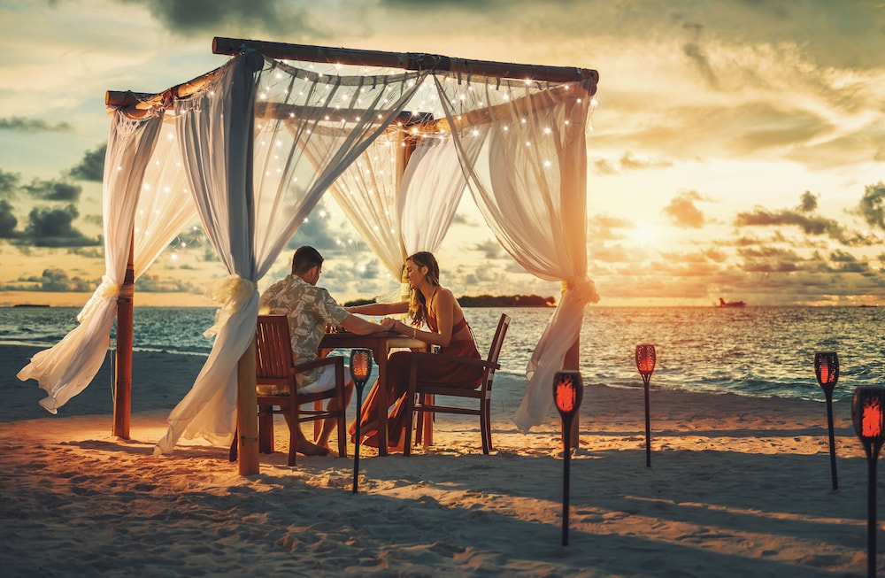 Couples dining