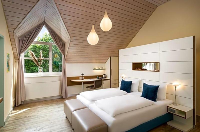 Flussbett Hotel