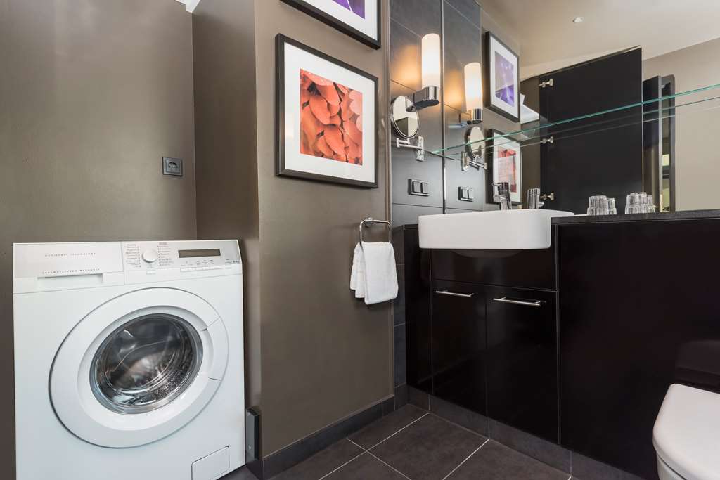adina apartment hotel frankfurt neue oper penthouse suite ensuite