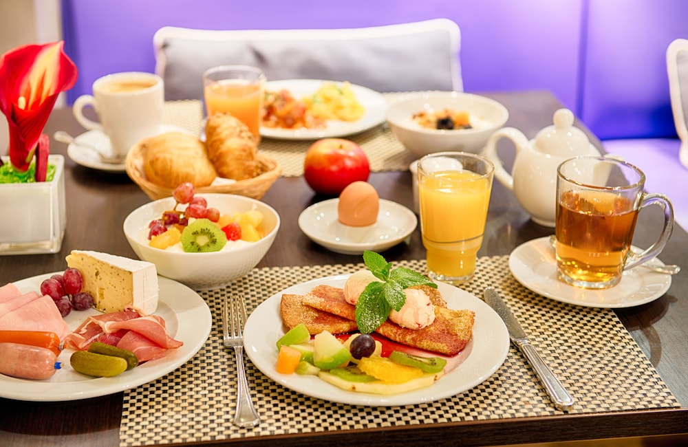 Breakfast meal