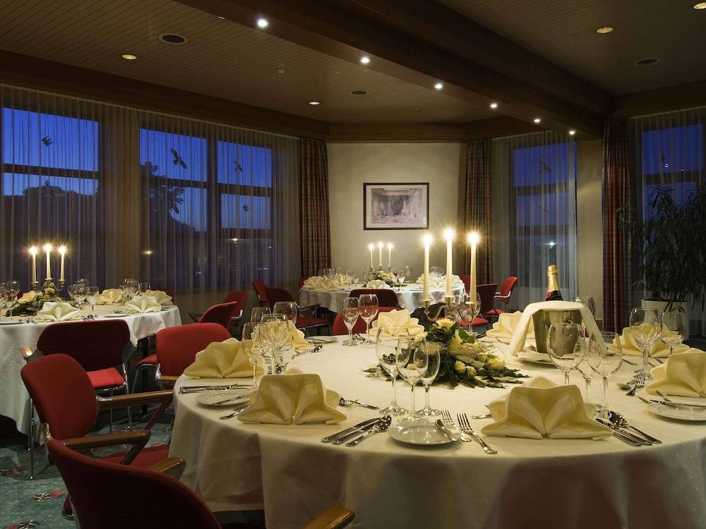 Indoor wedding